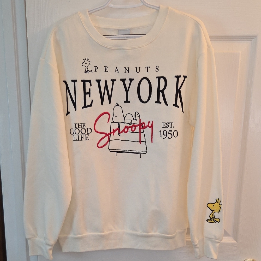 DISNEY Peanuts Cream Sweatshirt with Black & Red Snoopy Graphic